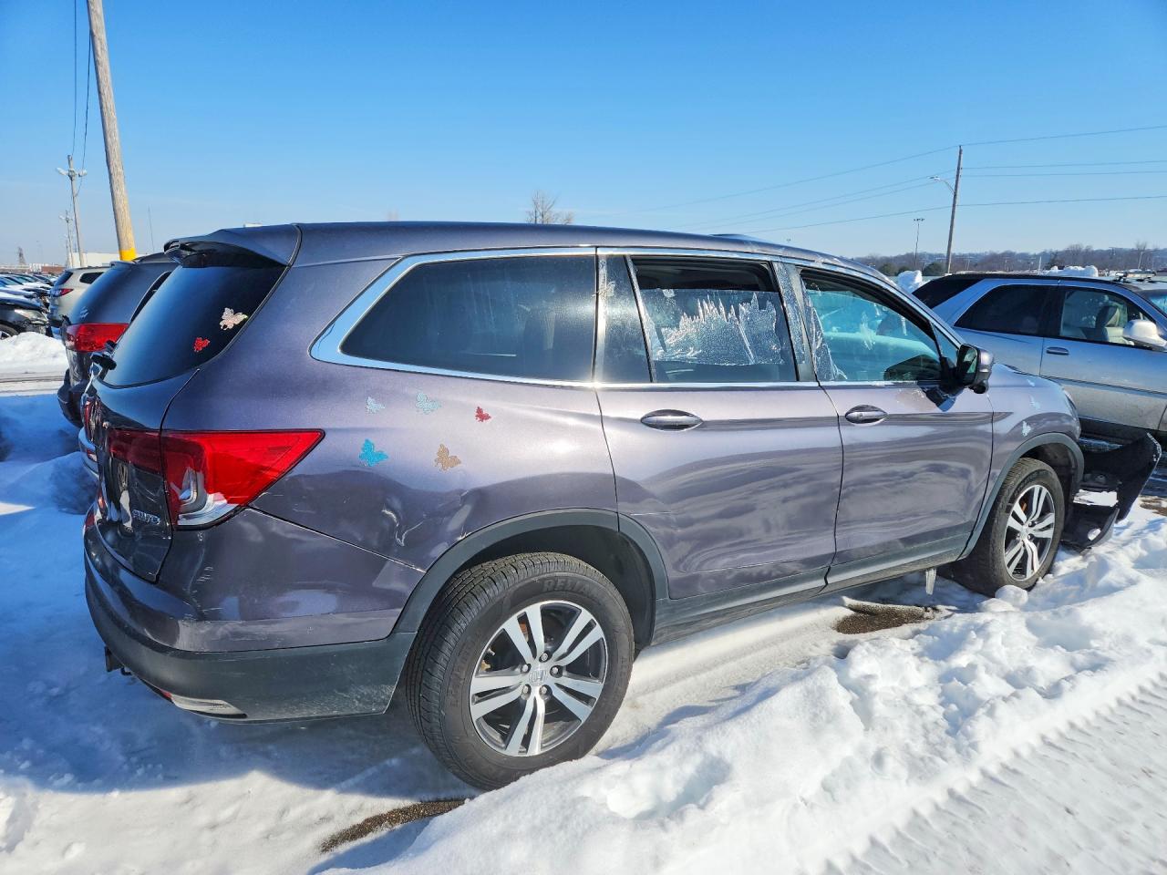 2018 Honda Pilot VIN 5FNYF6H55JB011597 photo 3