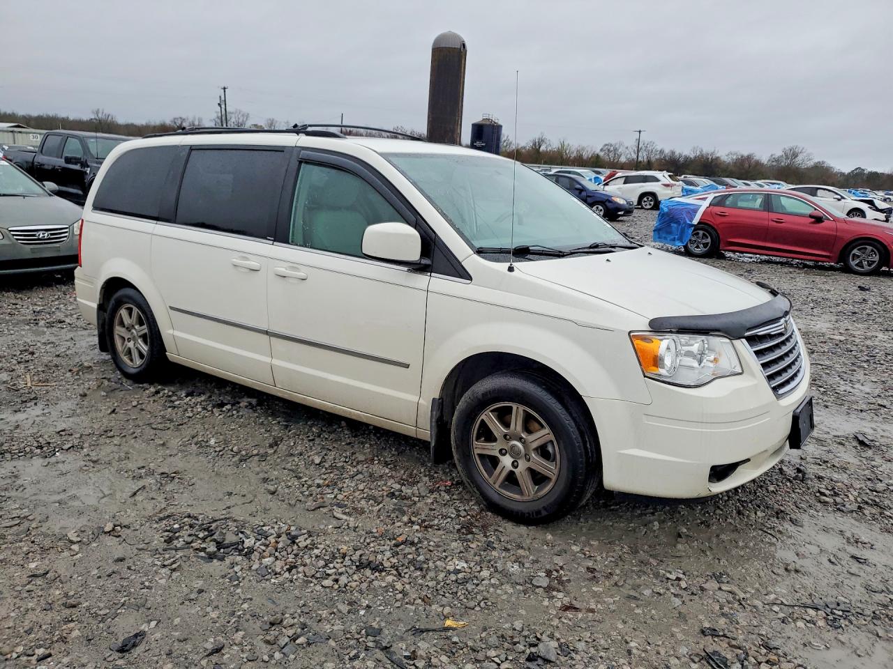 2010 Chrysler Minivan VIN 2A4RR5D12AR151971 photo 4