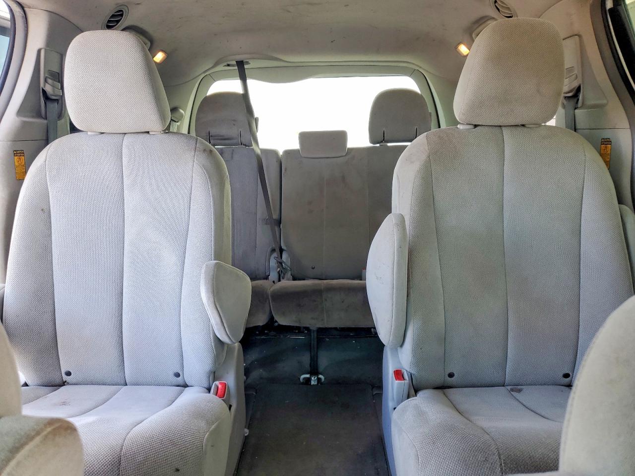 2014 Toyota All models VIN 5TDZK3DC5ES420851 photo 10