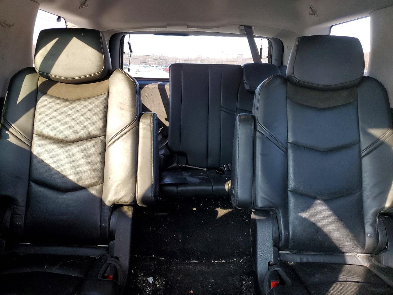 2015 Cadillac Escalade VIN 1GYS4MKJ3FR519567 photo 10