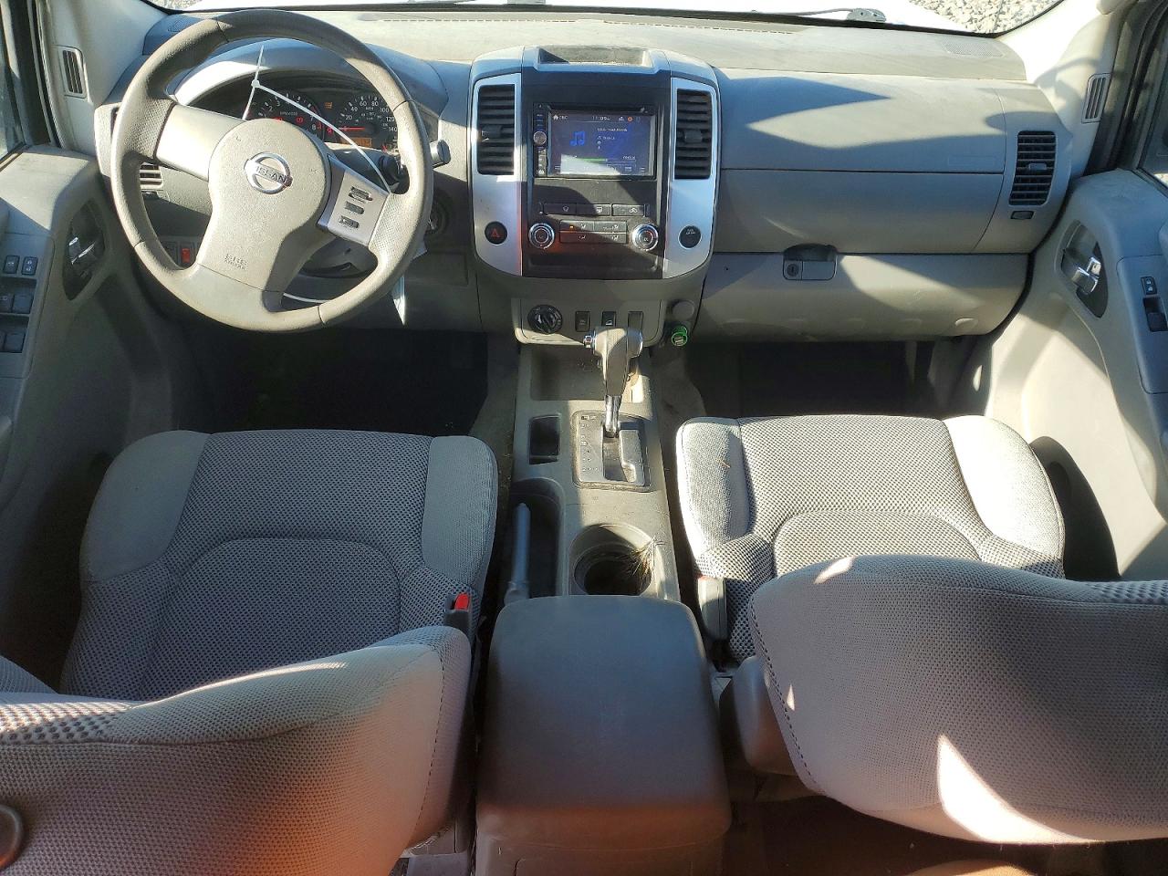 2010 NISS Frontier VIN 1N6AD0FV0AC423833 photo 8