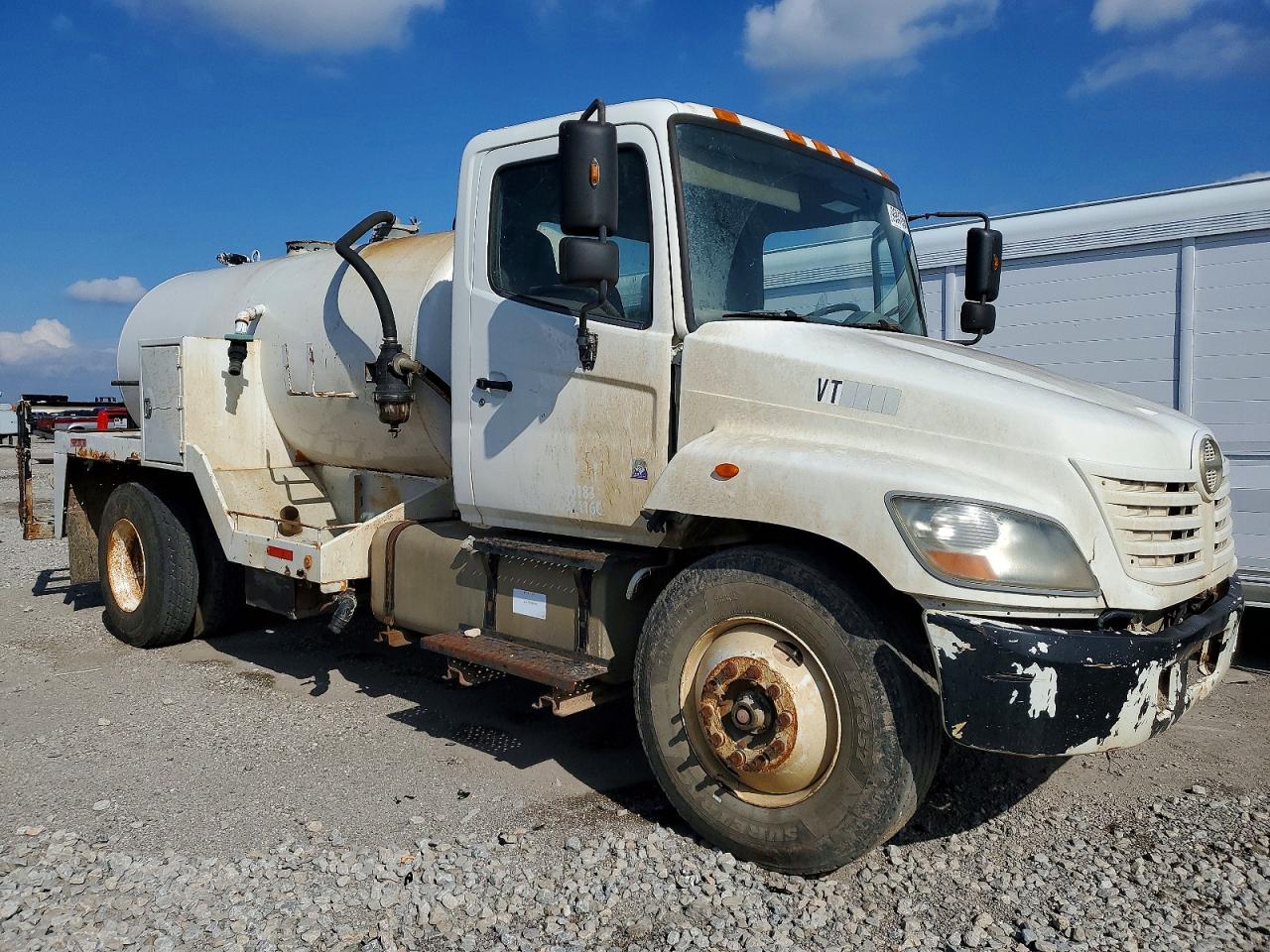 2010 HINO All models VIN 5PVNE8JT2A4S53233 photo 1