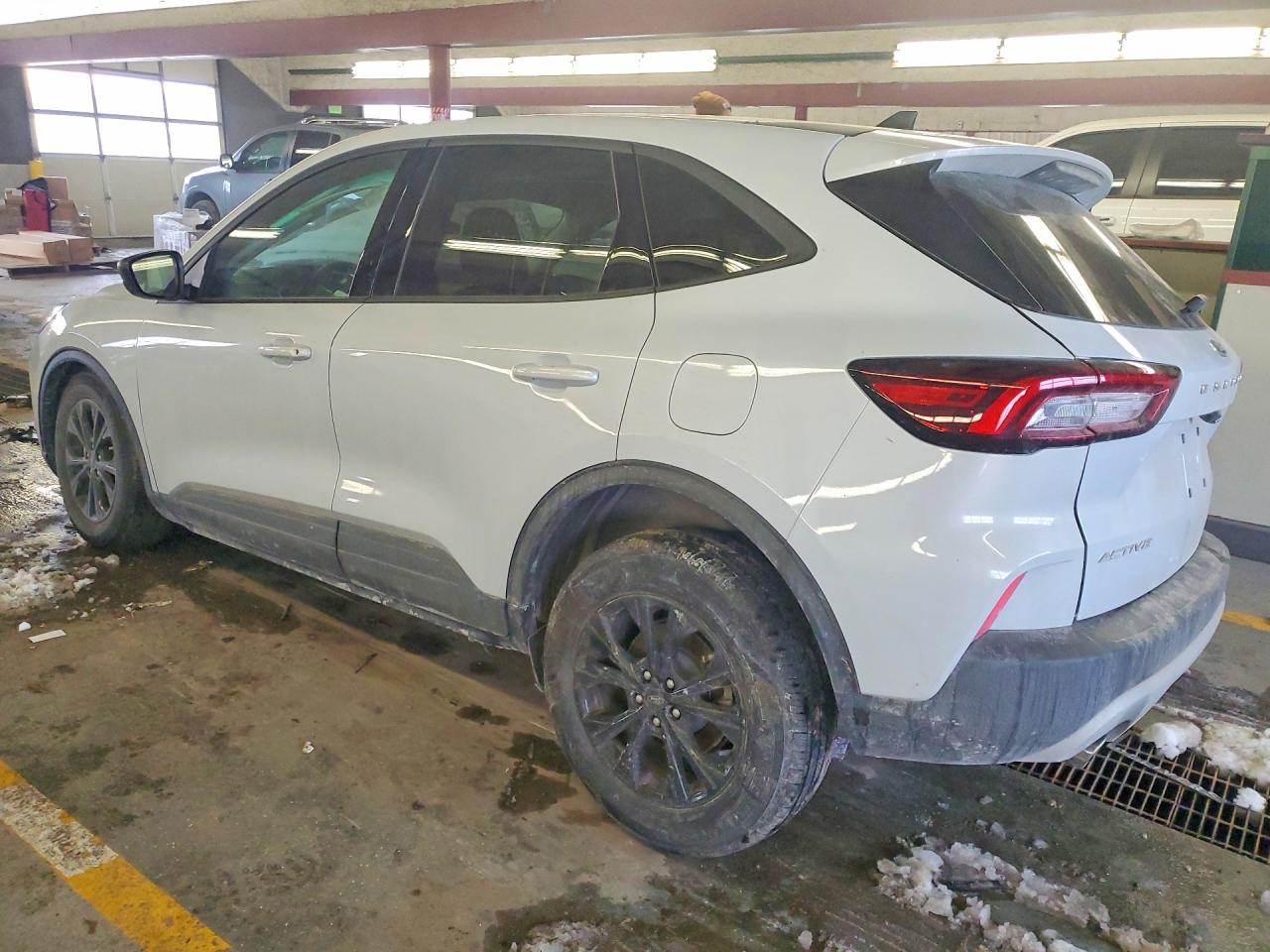 2025 Ford Escape act VIN 1FMCU0GN4SUA70045 photo 2