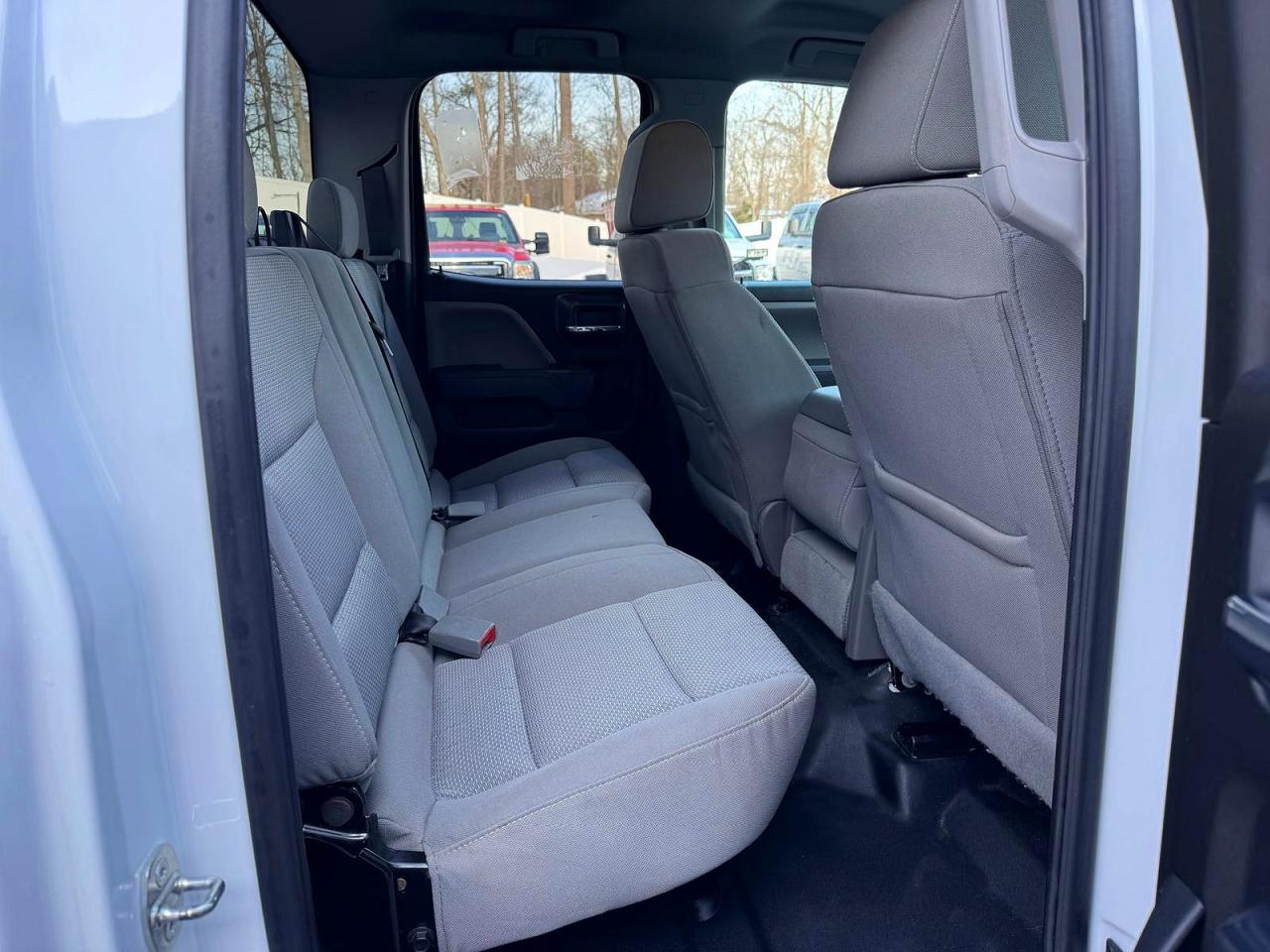 2019 Chevrolet All models VIN 2GCVKNEC6K1223067 photo 11