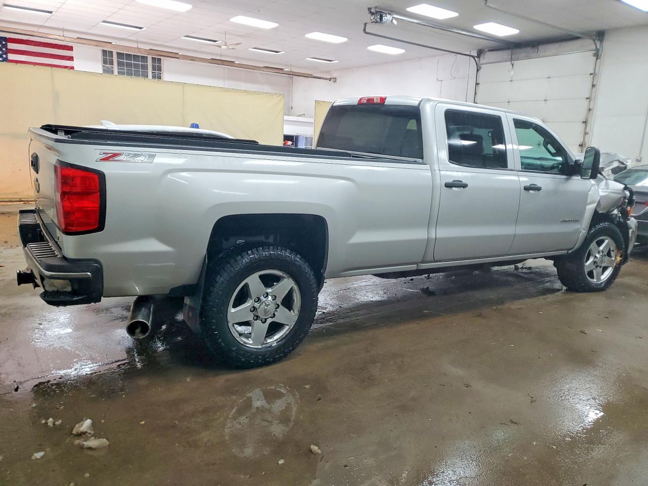 2015 Chevrolet All models VIN 1GC1KVE83FF156369 photo 3