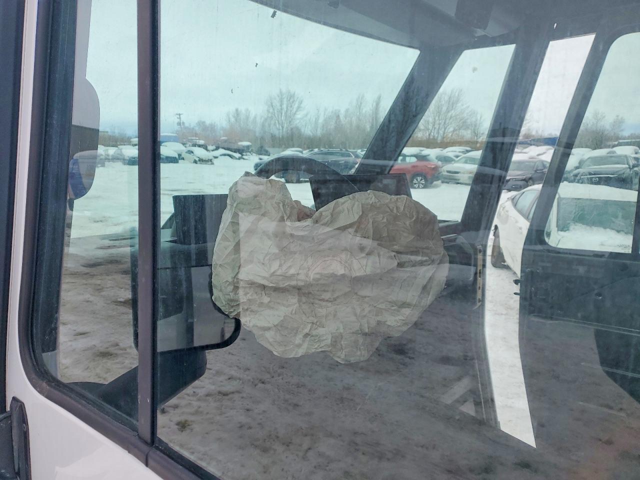 2025 CHEV All other VIN 2G58J2TZXS9107109 photo 8