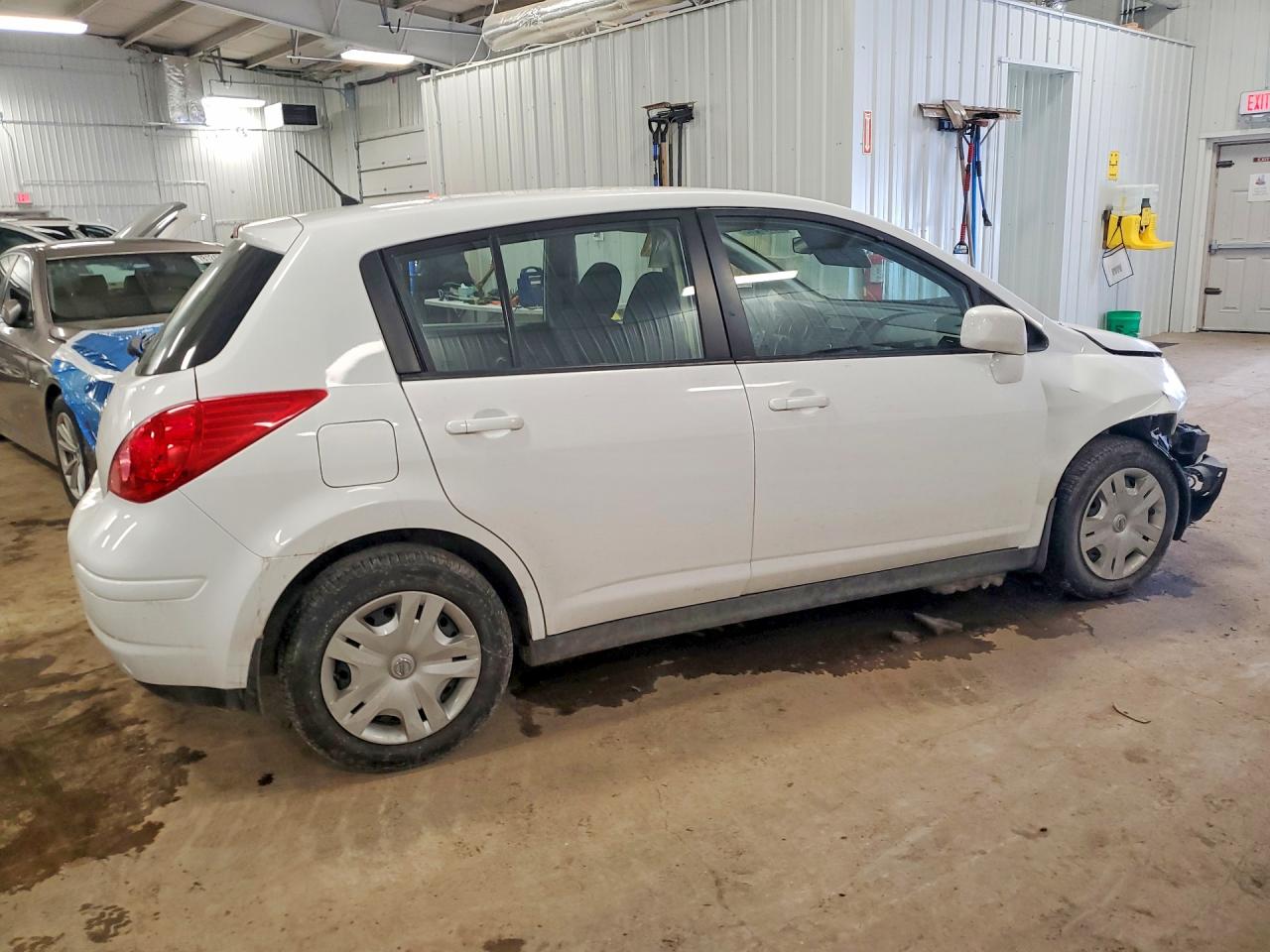 2011 NISS Versa VIN 3N1BC1CP5BL474422 photo 3