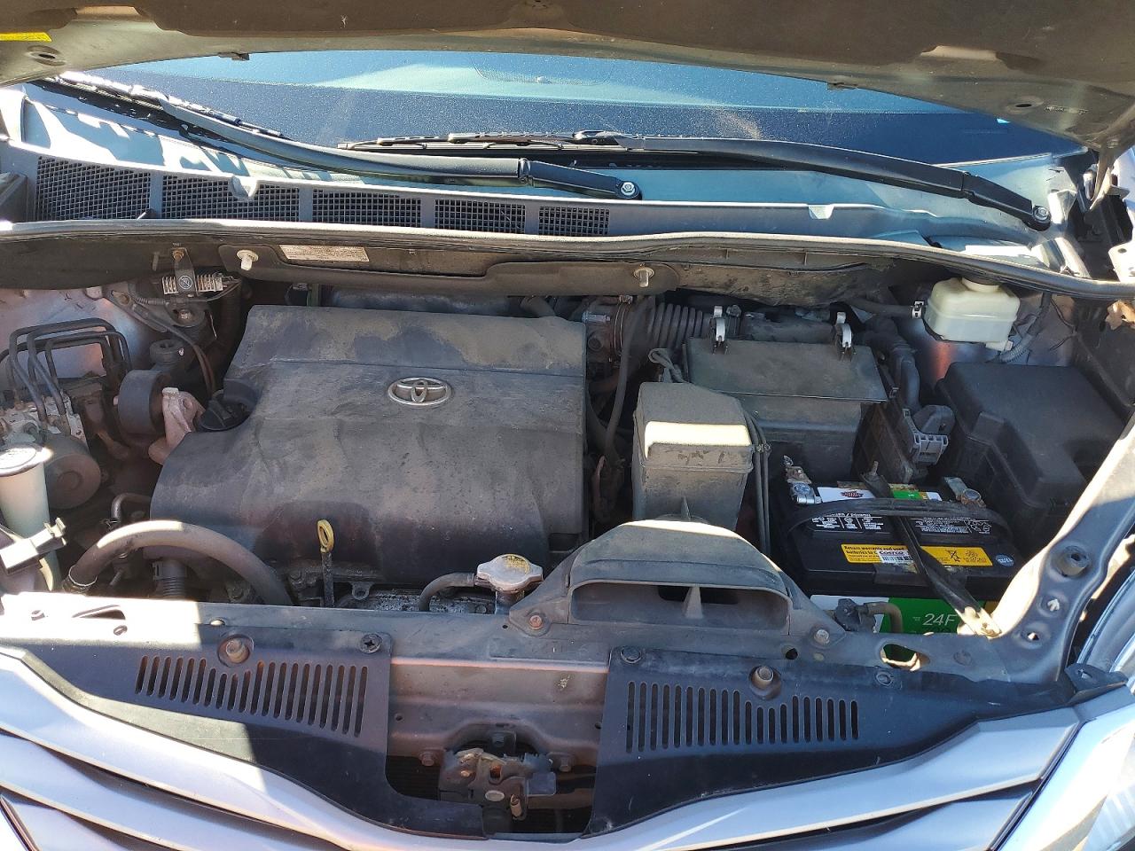 2015 Toyota All models VIN 5TDYK3DC6FS566169 photo 11