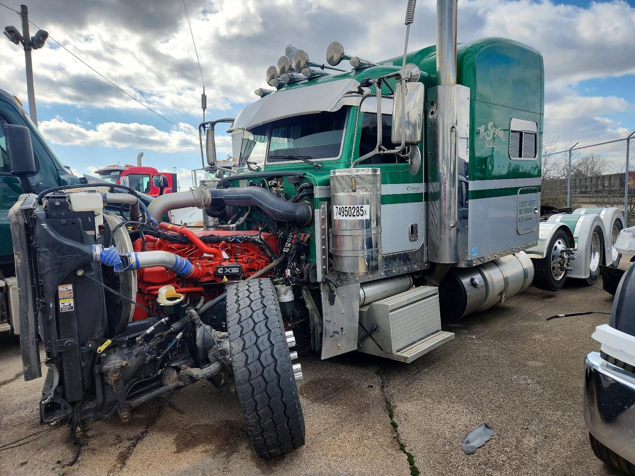 2021 PETERBILT All models VIN 1XPXP49X7MD742975 photo 2