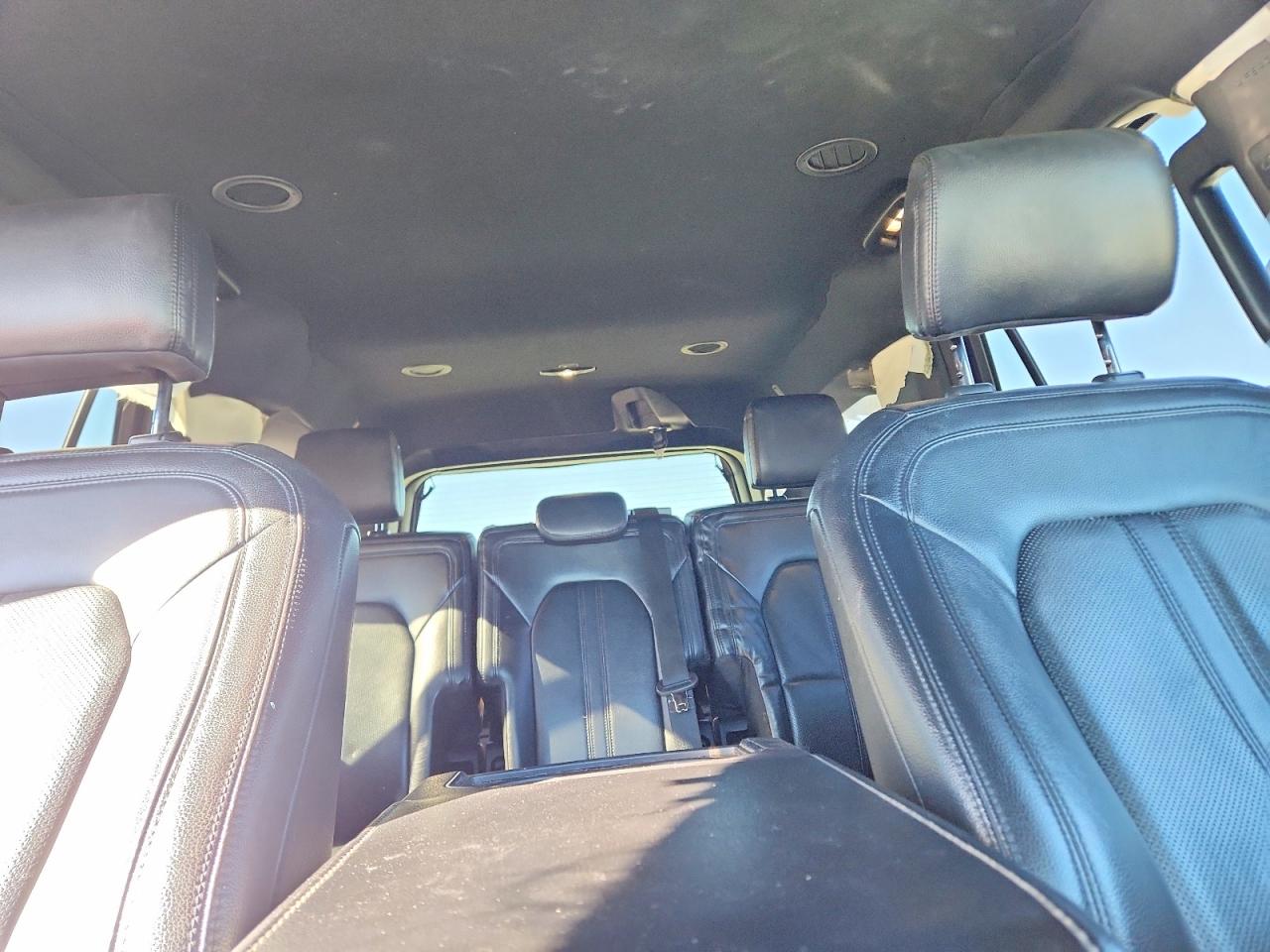 2020 Ford Expedition VIN 1FMJU1KT3LEA81701 photo 10