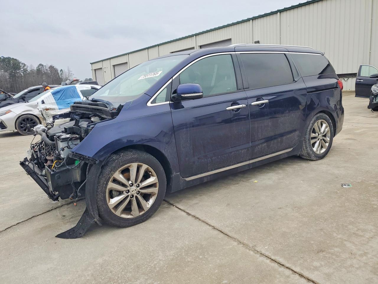 2018 Kia SEDONA VIN KNDME5C18J6351449 photo 1