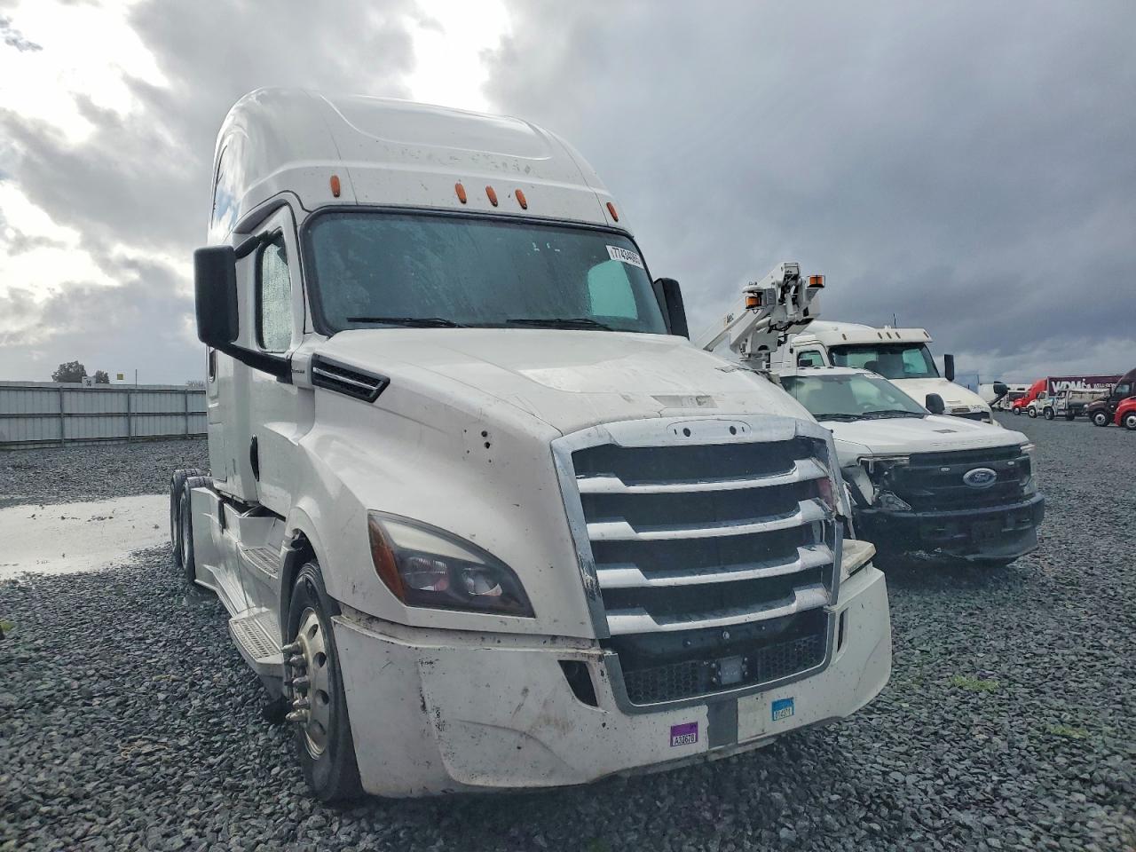 2019 FREIGHTLINER All other VIN 3AKJHHDR1KSJL4003 photo 1