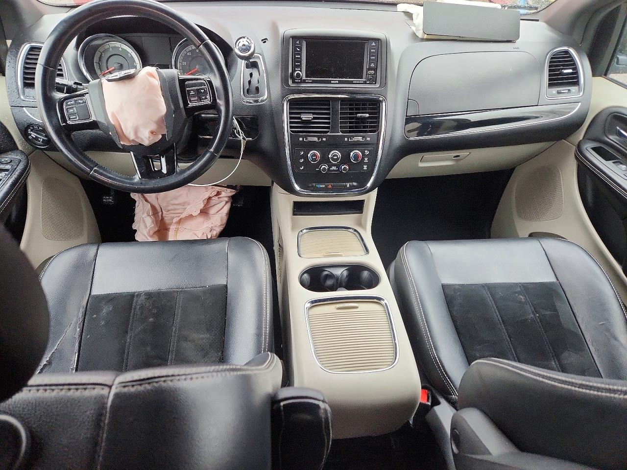 2017 Dodge Caravan VIN 2C4RDGCG6HR808609 photo 8