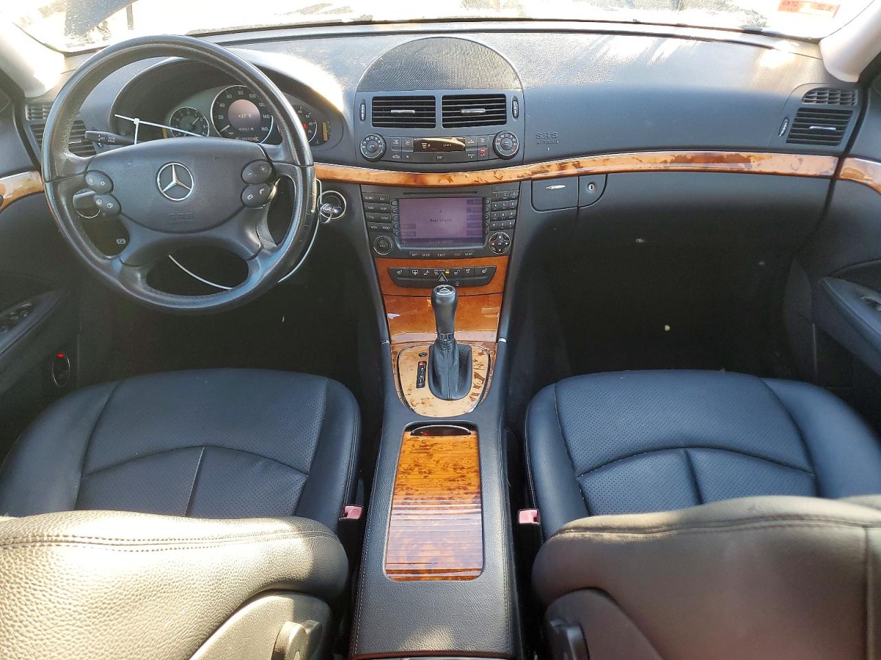 2007 MERCEDES-BENZ E-class VIN WDBUF87X57X216055 photo 8