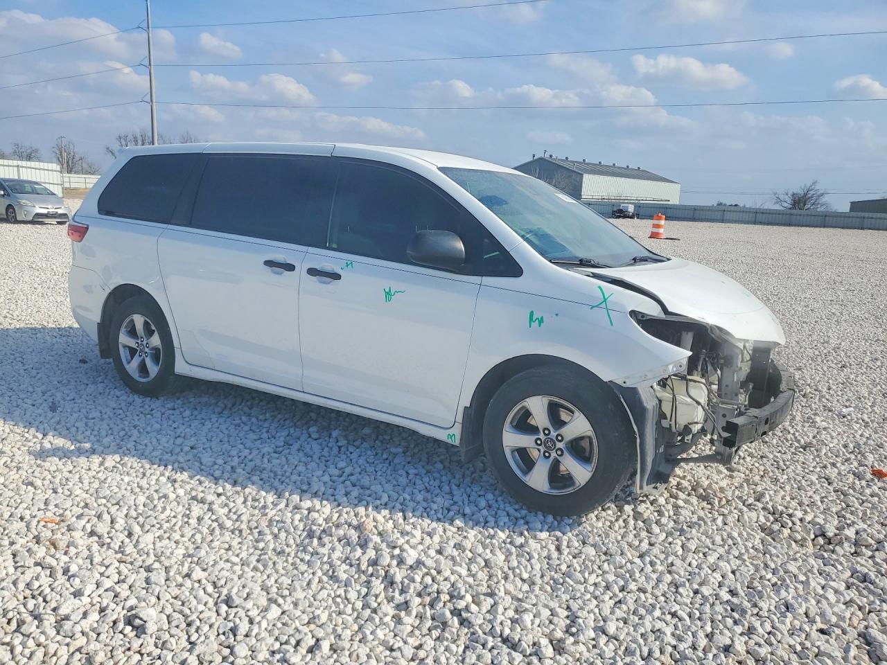 2019 Toyota All models VIN 5TDZZ3DC2KS973450 photo 4