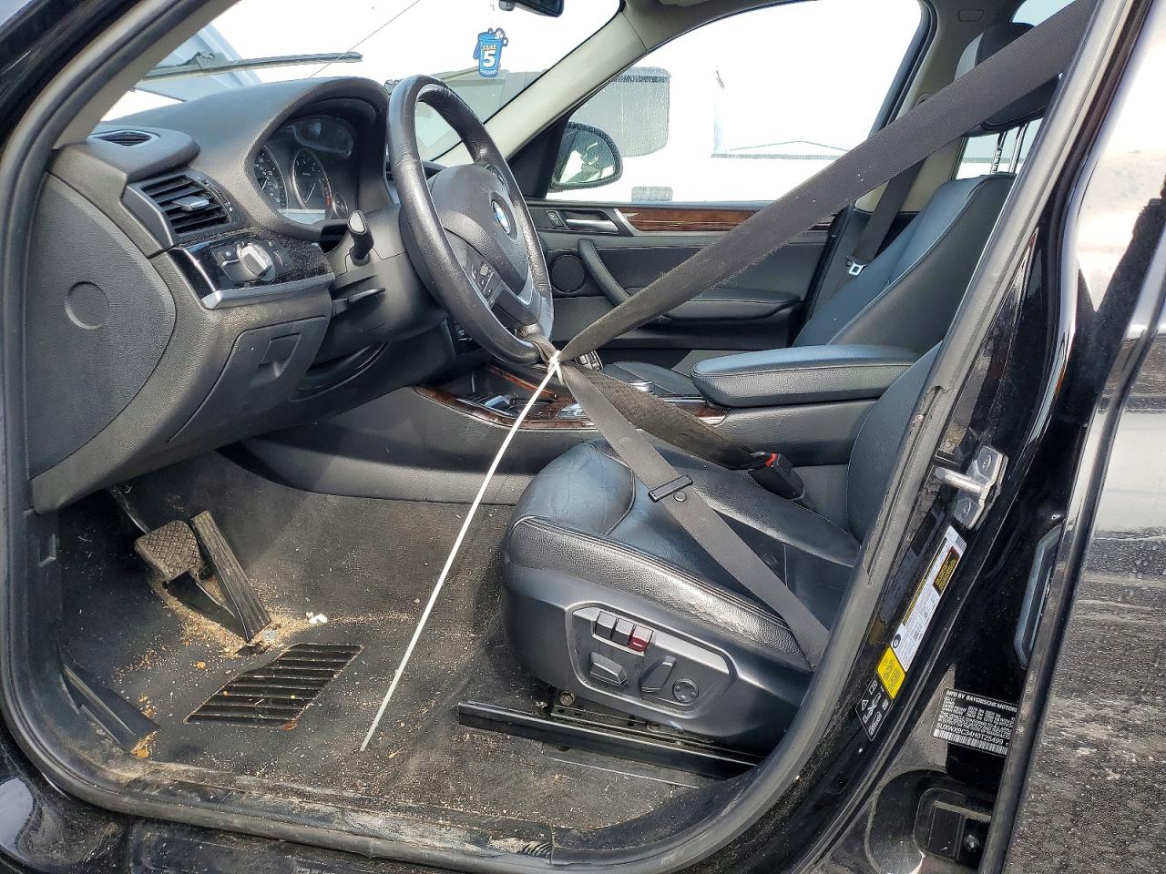 2017 BMW X3 VIN 5UXWX9C34H0T25499 photo 7