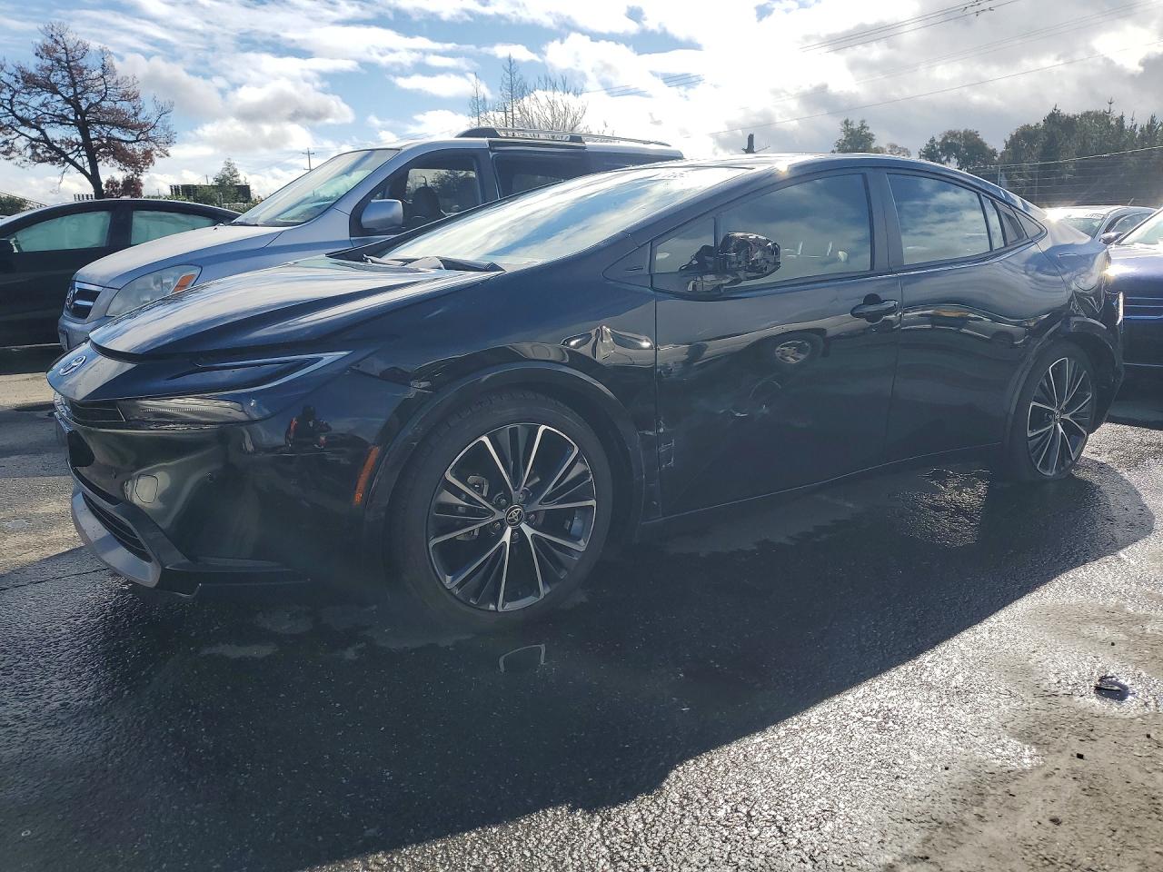 2023 Toyota Prius VIN JTDACAAUXP3002382 photo 1