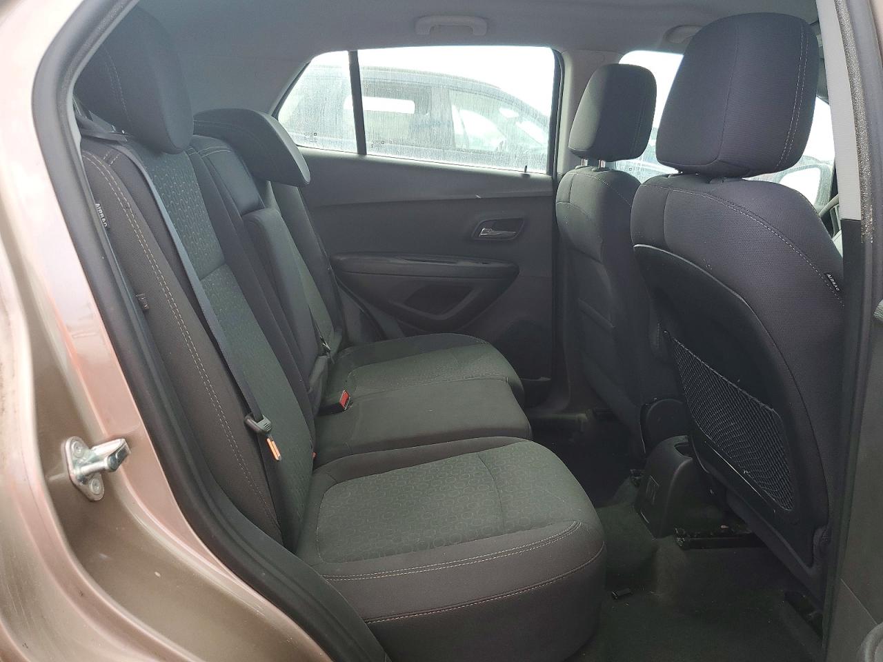 2018 Chevrolet Trax VIN 3GNCJKSB9JL410747 photo 11
