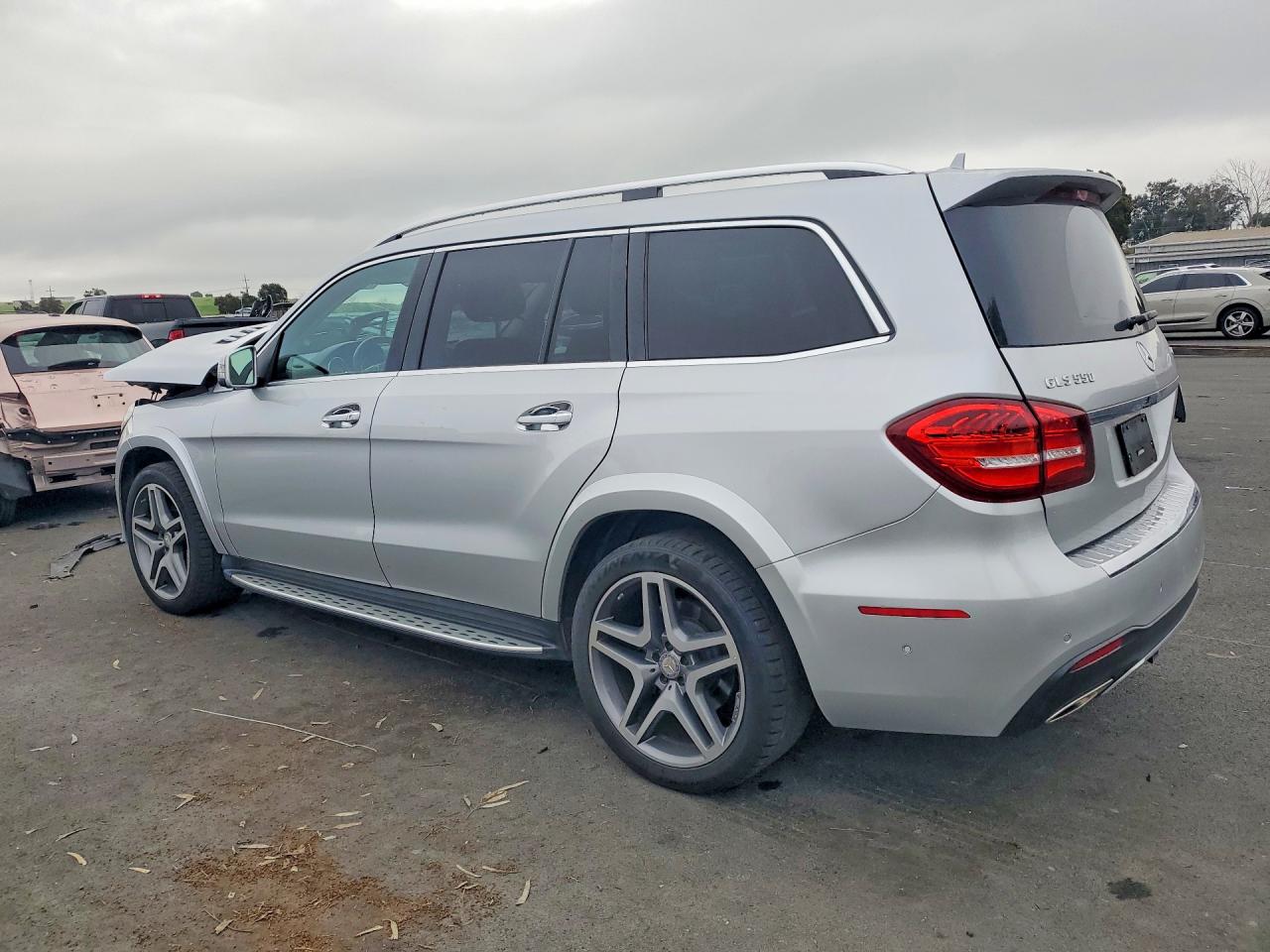2017 Mercedes-Benz Gls VIN 4JGDF7DE4HA751313 photo 2