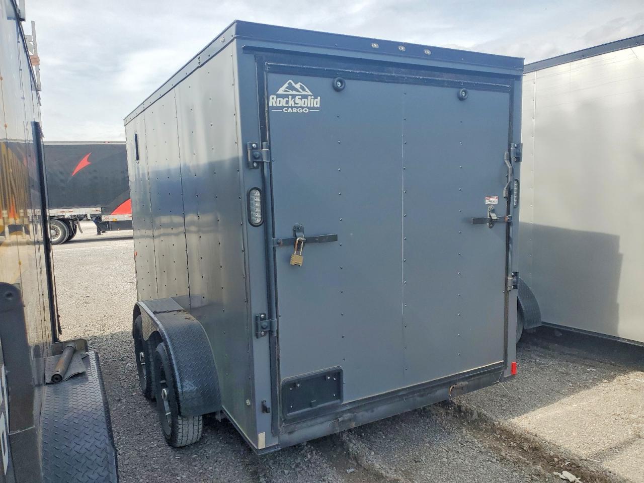2022 ROCK SOLID CARG ENCLOSED C - ENCLOSED CARGO TRAILER VIN 7H2BE1222PD045351 photo 3