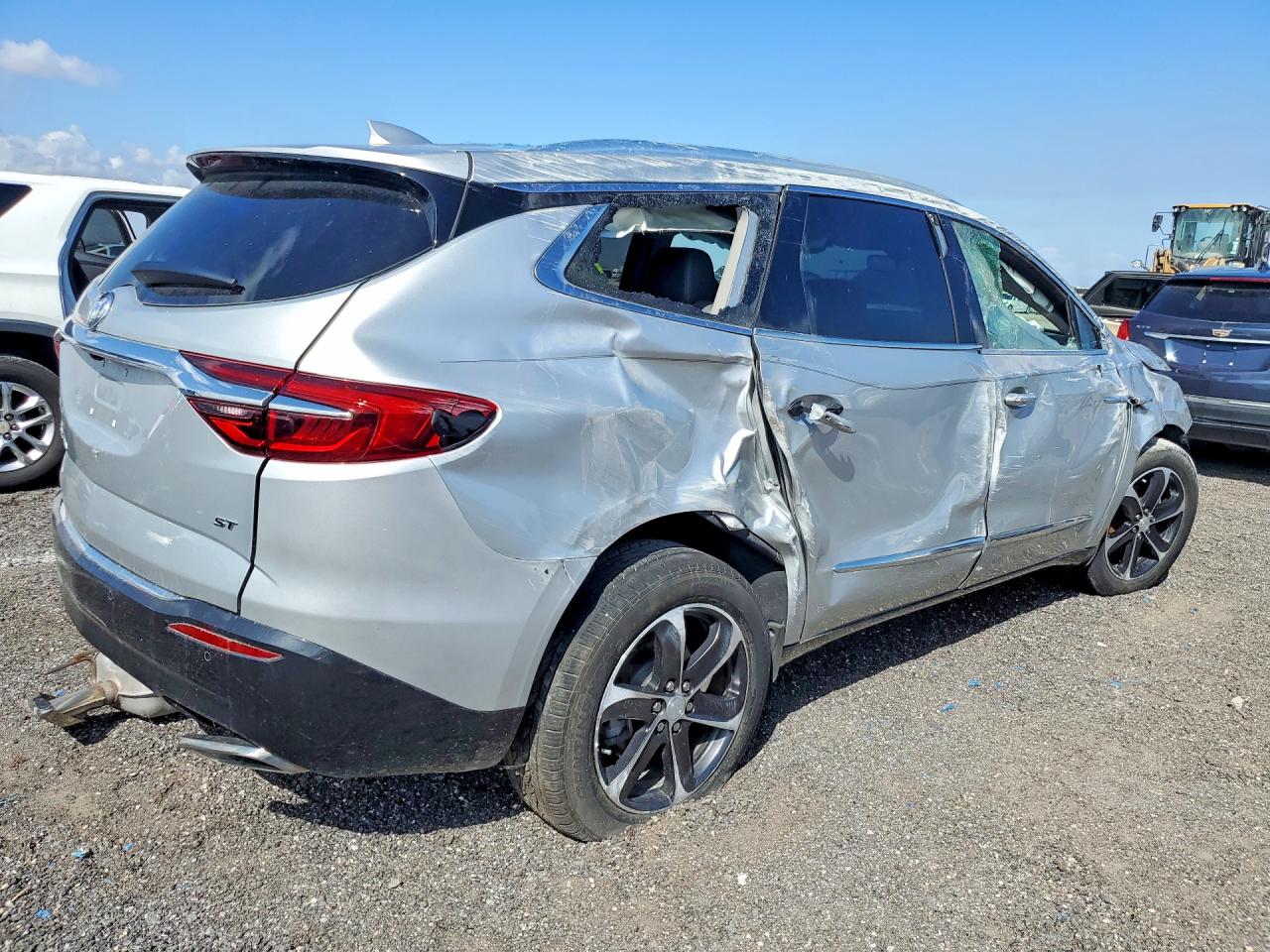 2020 Buick Enclave VIN 5GAERBKW2LJ163760 photo 3
