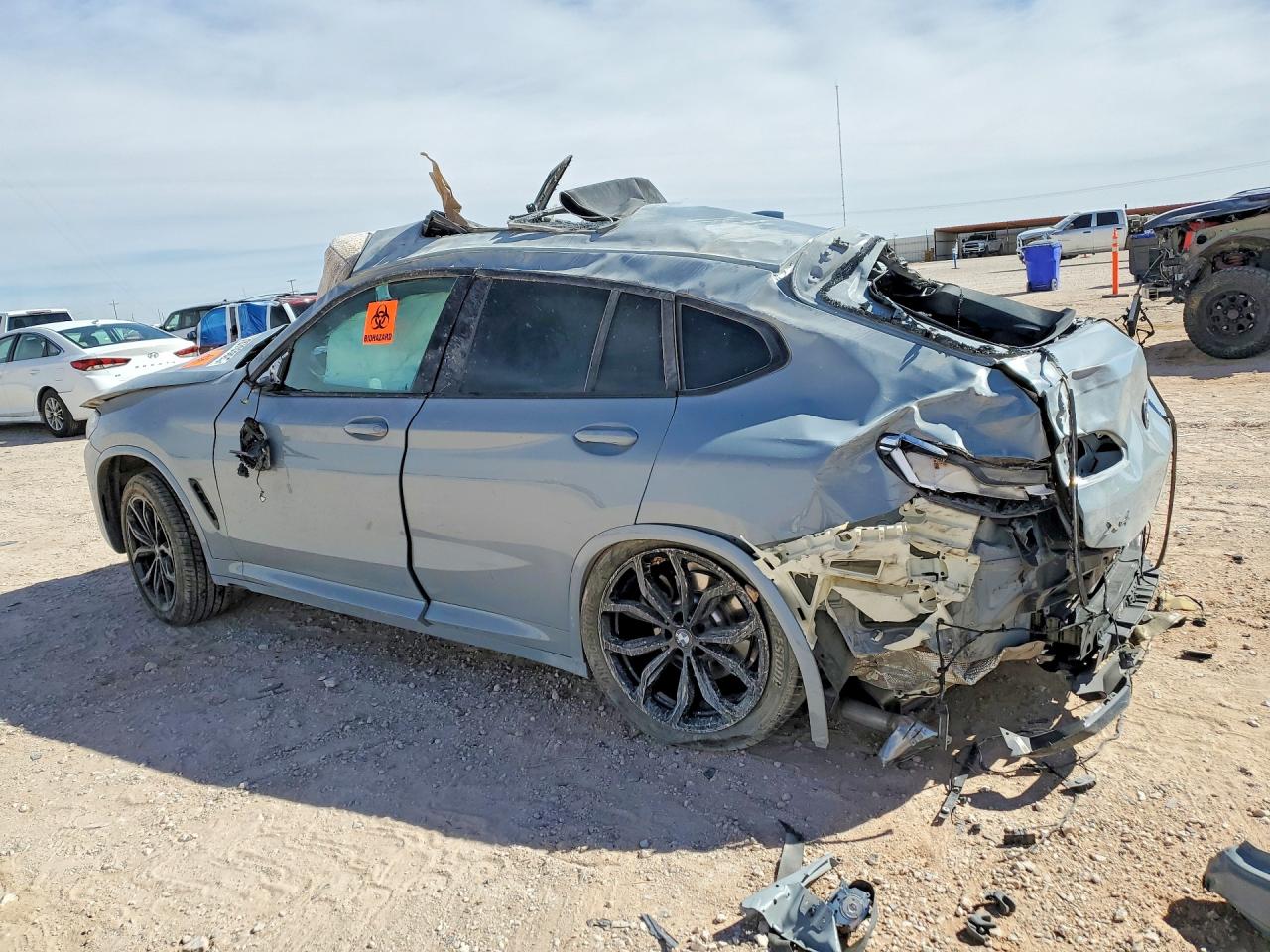 2023 BMW X4 VIN 5UX33DT08P9S59203 photo 2