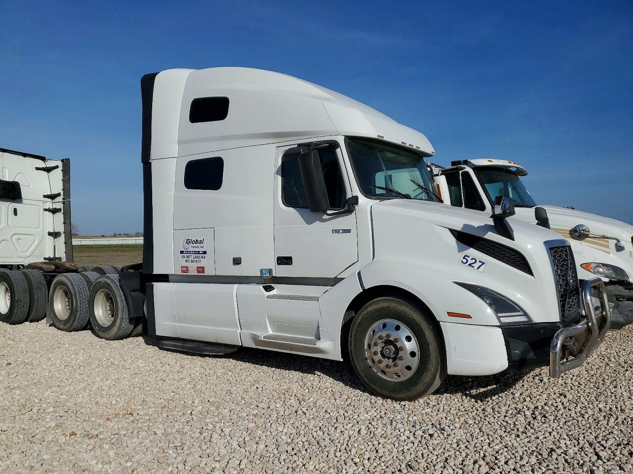 2019 VOLVO Vn VIN 4V4NC9EH8KN201669 photo 1