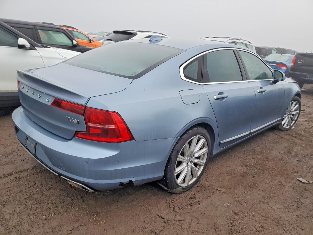2017 Volvo S90 VIN YV1A22ML9H1010847 photo 3