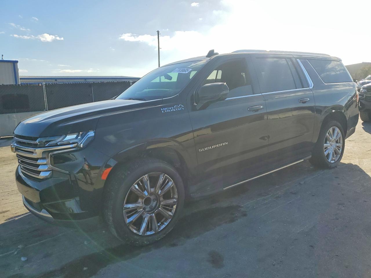 2023 Chevrolet Suburban VIN 1GNSCGKL9PR290932 photo 1