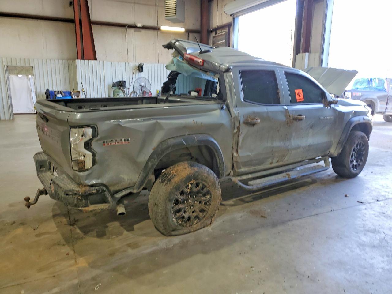 2024 Chevrolet Colorado t VIN 1GCPTEEK6R1171081 photo 3