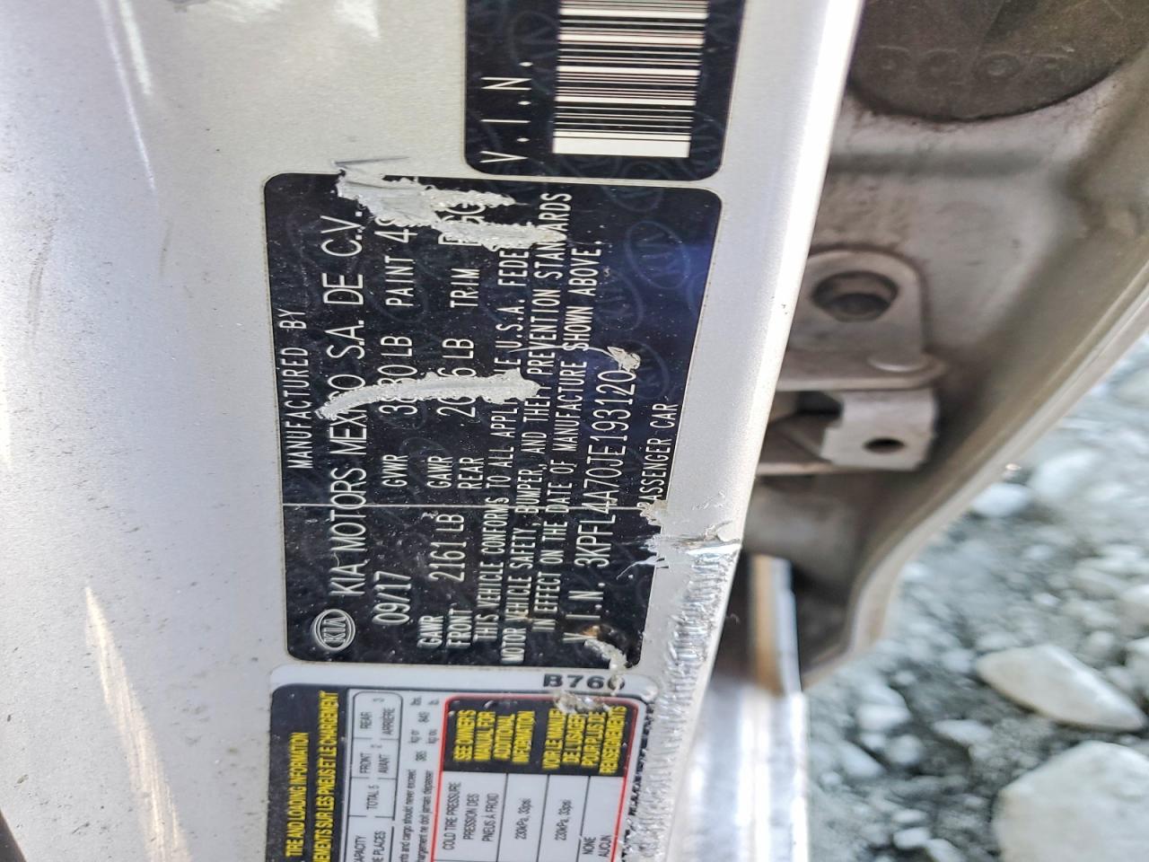 2018 Kia Forte VIN 3KPFL4A70JE193120 photo 12