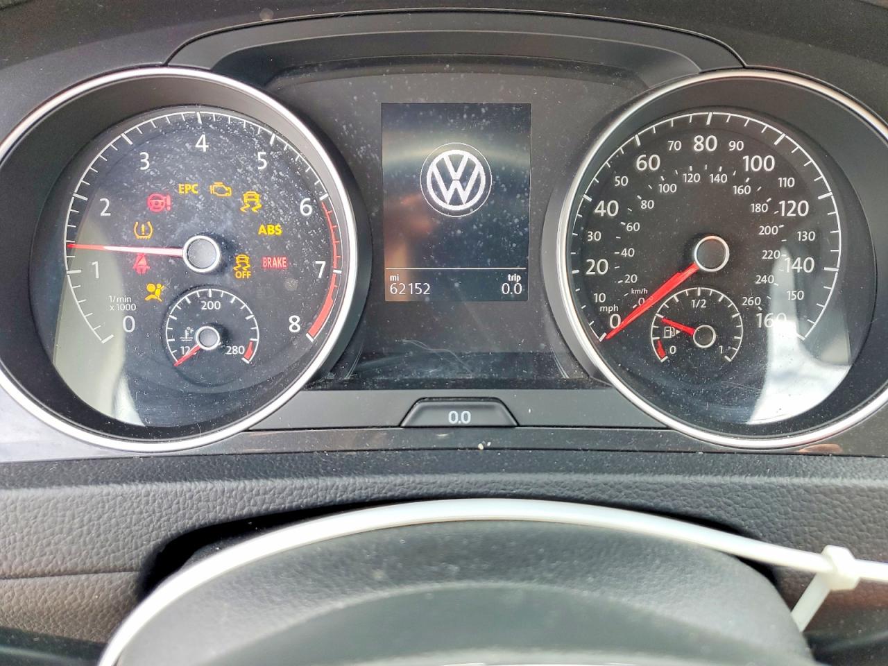 2018 Volkswagen Golf VIN 3VWD17AU3JM758905 photo 9