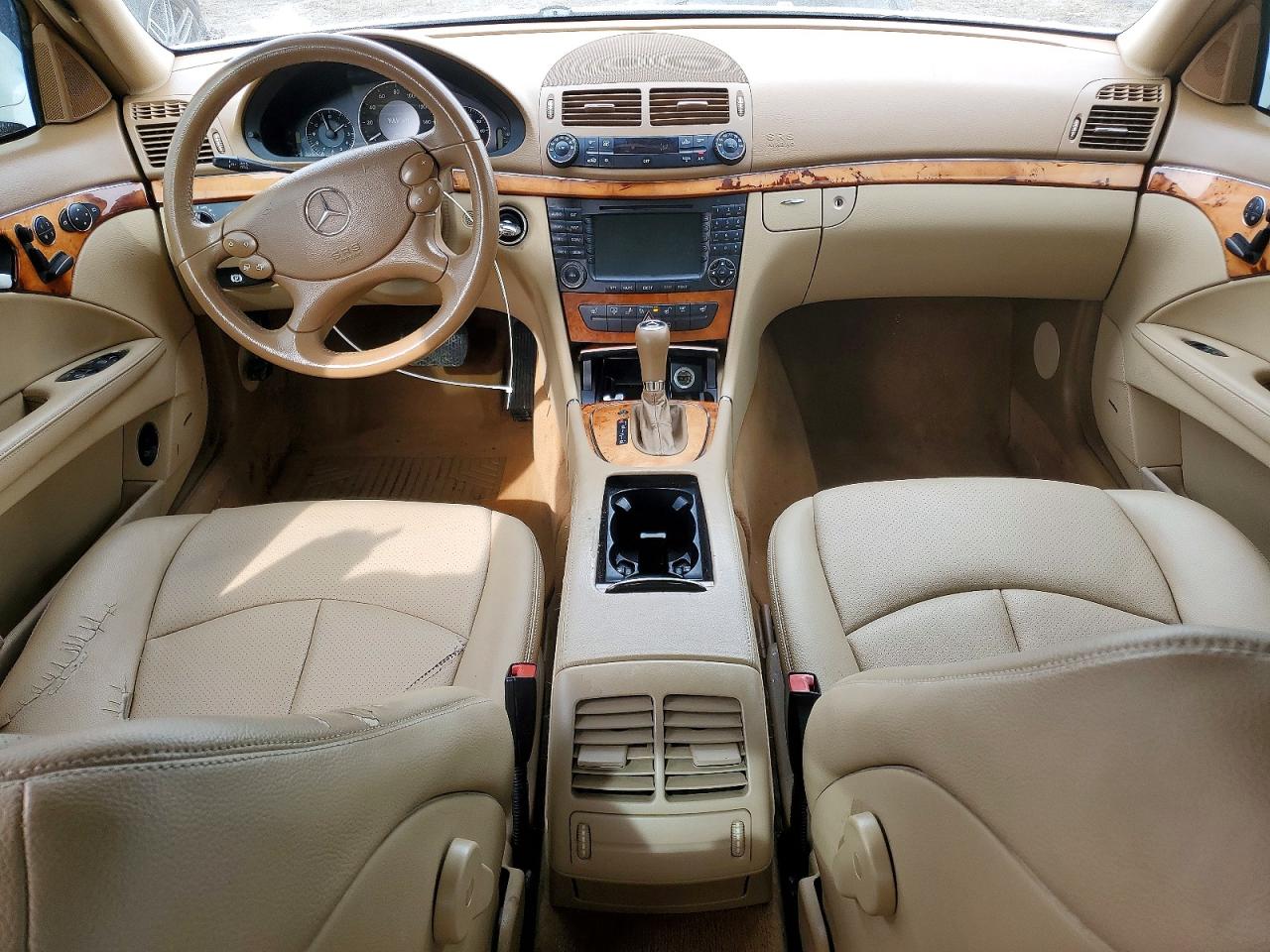 2008 Mercedes-Benz E-class VIN WDBUF87X38B243818 photo 8