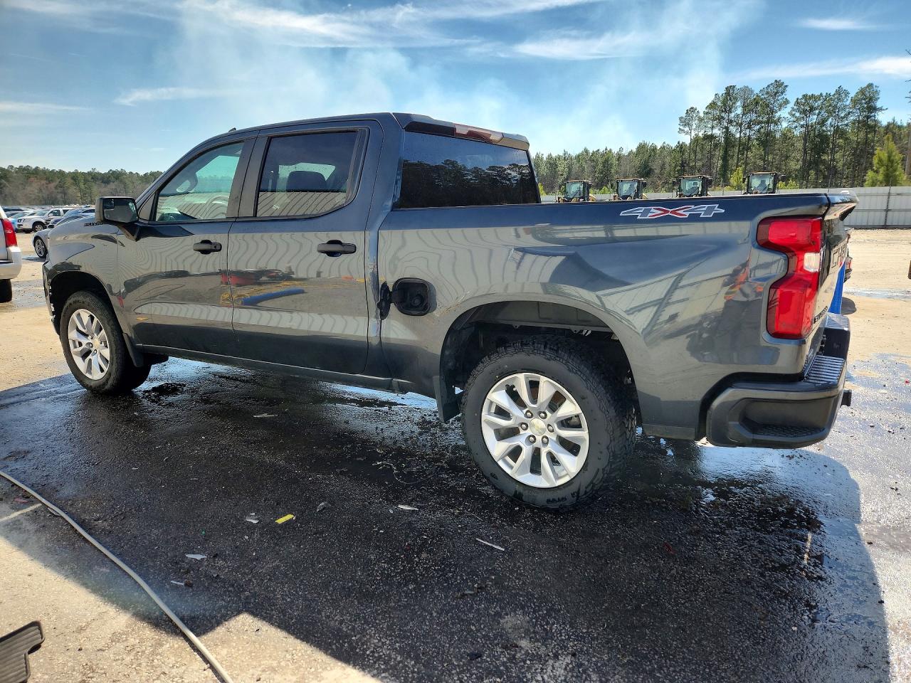 2020 Chevrolet All models VIN 3GCPYBEH1LG117295 photo 2