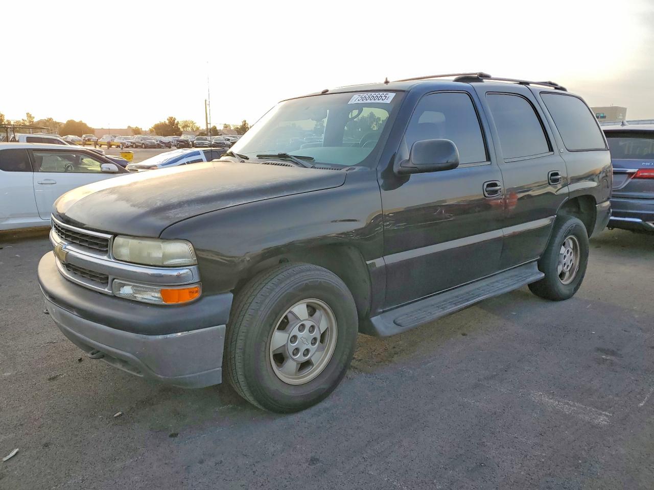 2002 Chev Tahoe VIN 1GNEC13T52R214593 photo 1