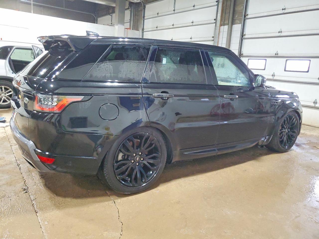 2022 Land Rangerover VIN SALWR2SU6NA200032 photo 3