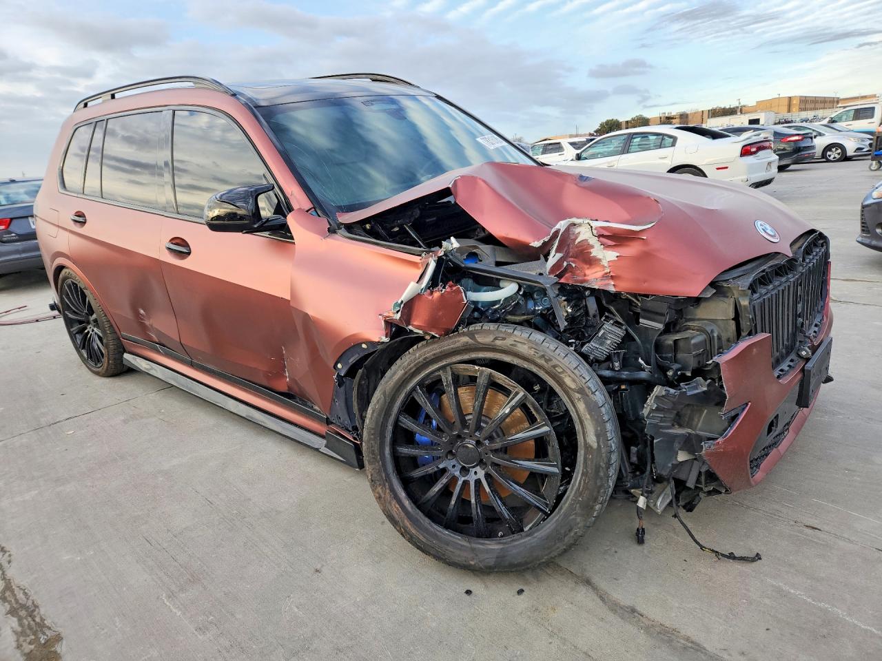 2020 BMW X7 VIN 5UXCW2C0XL0E74708 photo 4