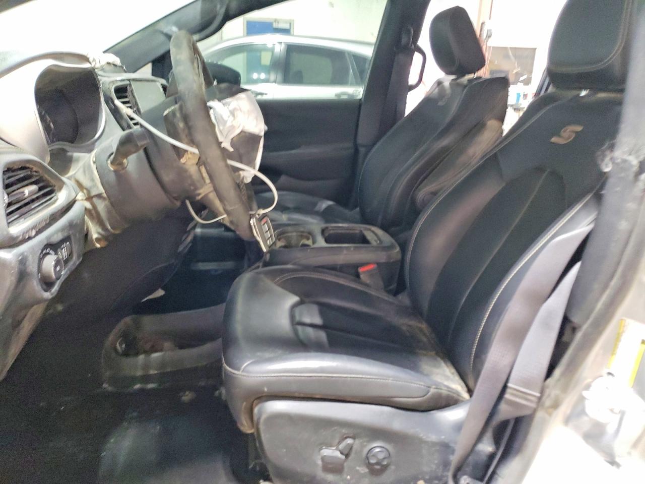 2024 Chrysler Pacifica VIN 2C4RC3BGXRR175224 photo 7