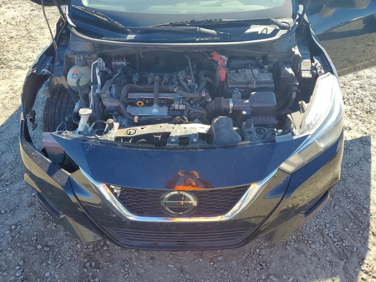 2020 Nissan Versa VIN 3N1CN8EV6LL880715 photo 11