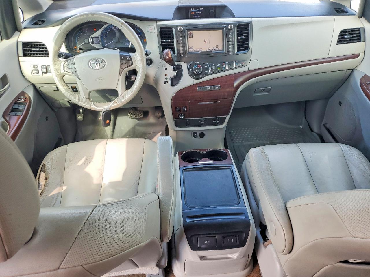 2013 Toyota All models VIN 5TDYK3DC8DS331429 photo 8