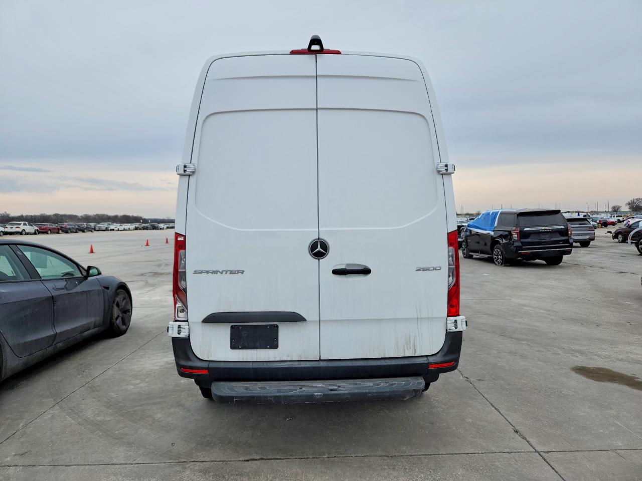 2024 Mercedes Sprinter VIN W1Y4NBHY9RT161379 photo 6