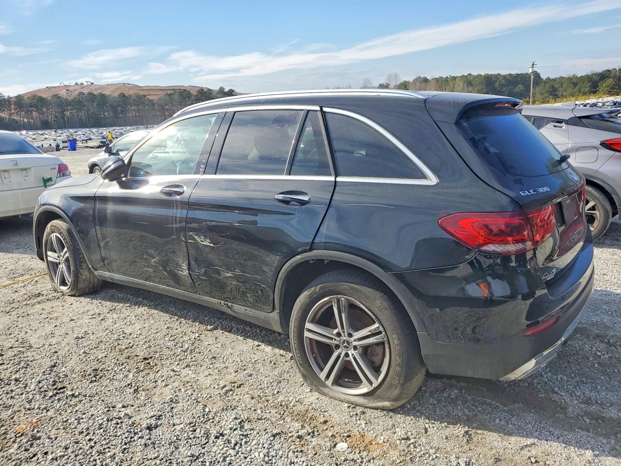 2022 MERCEDES-BENZ Glc class VIN W1N0G8EB7NV379814 photo 2