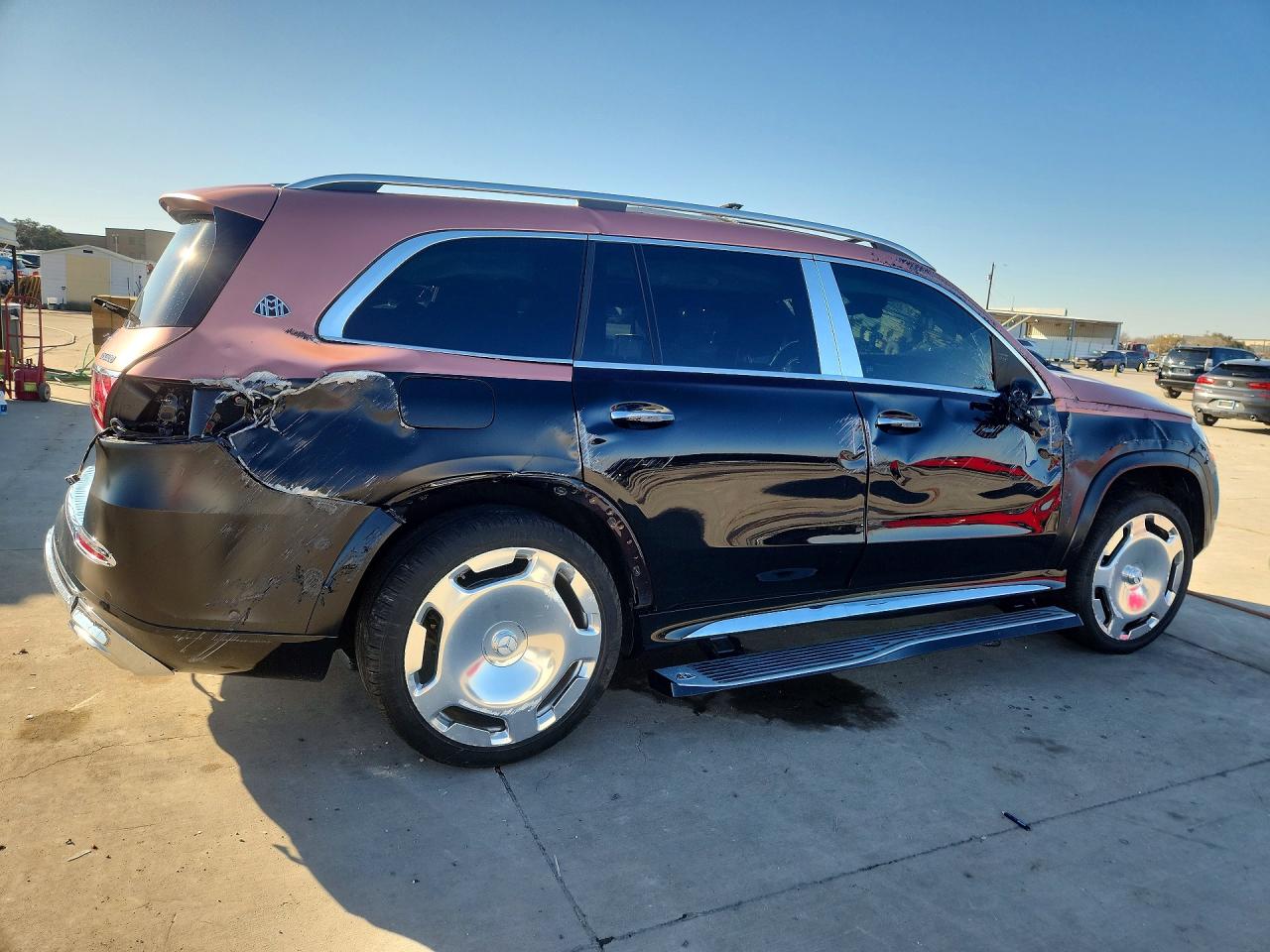 2024 Mercedes-Benz Gls-class VIN 4JGFF8HB7RB079242 photo 3