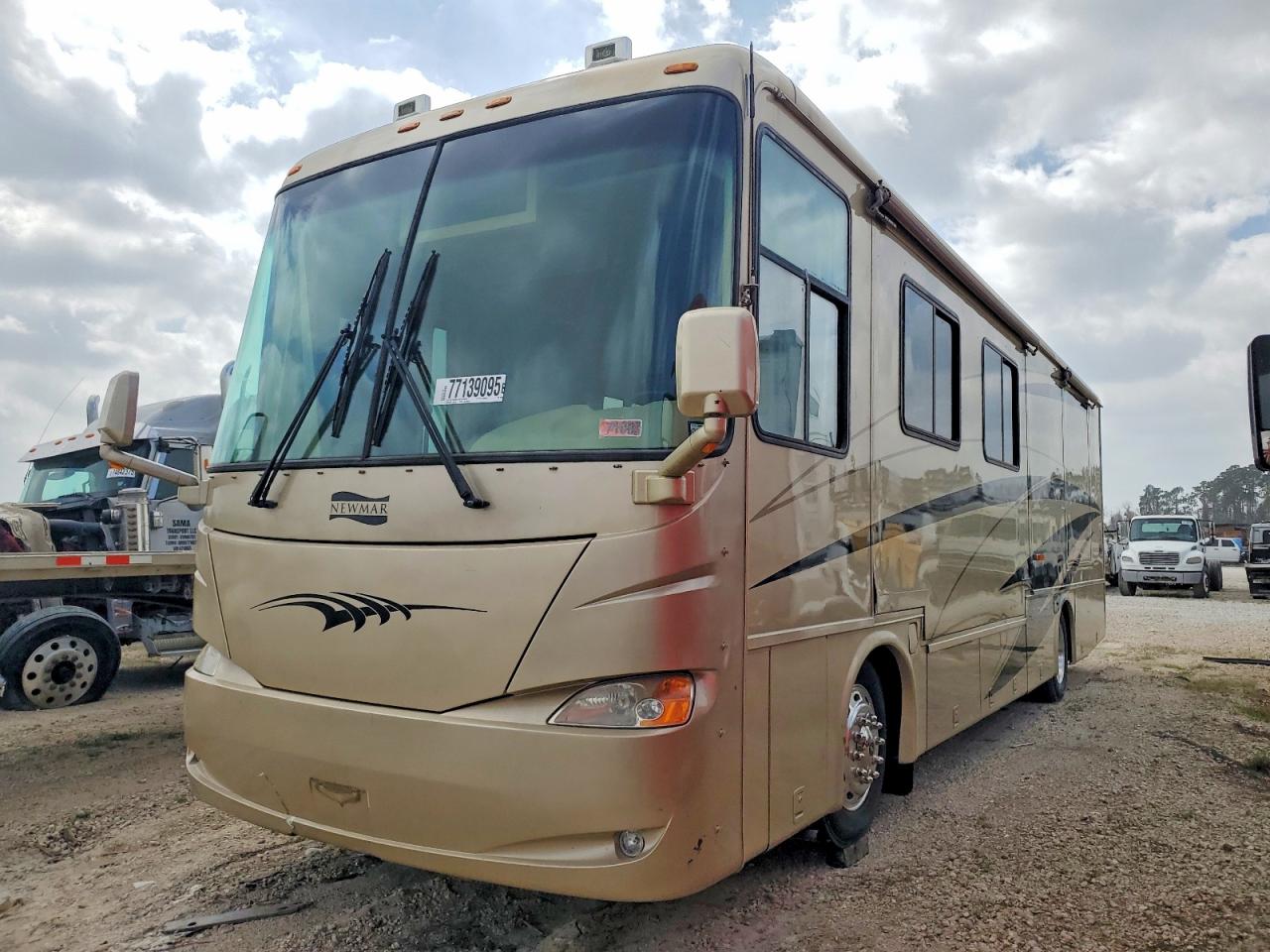 2006 FREIGHTLINER All other VIN 4UZAB2DC66CW24659 photo 2