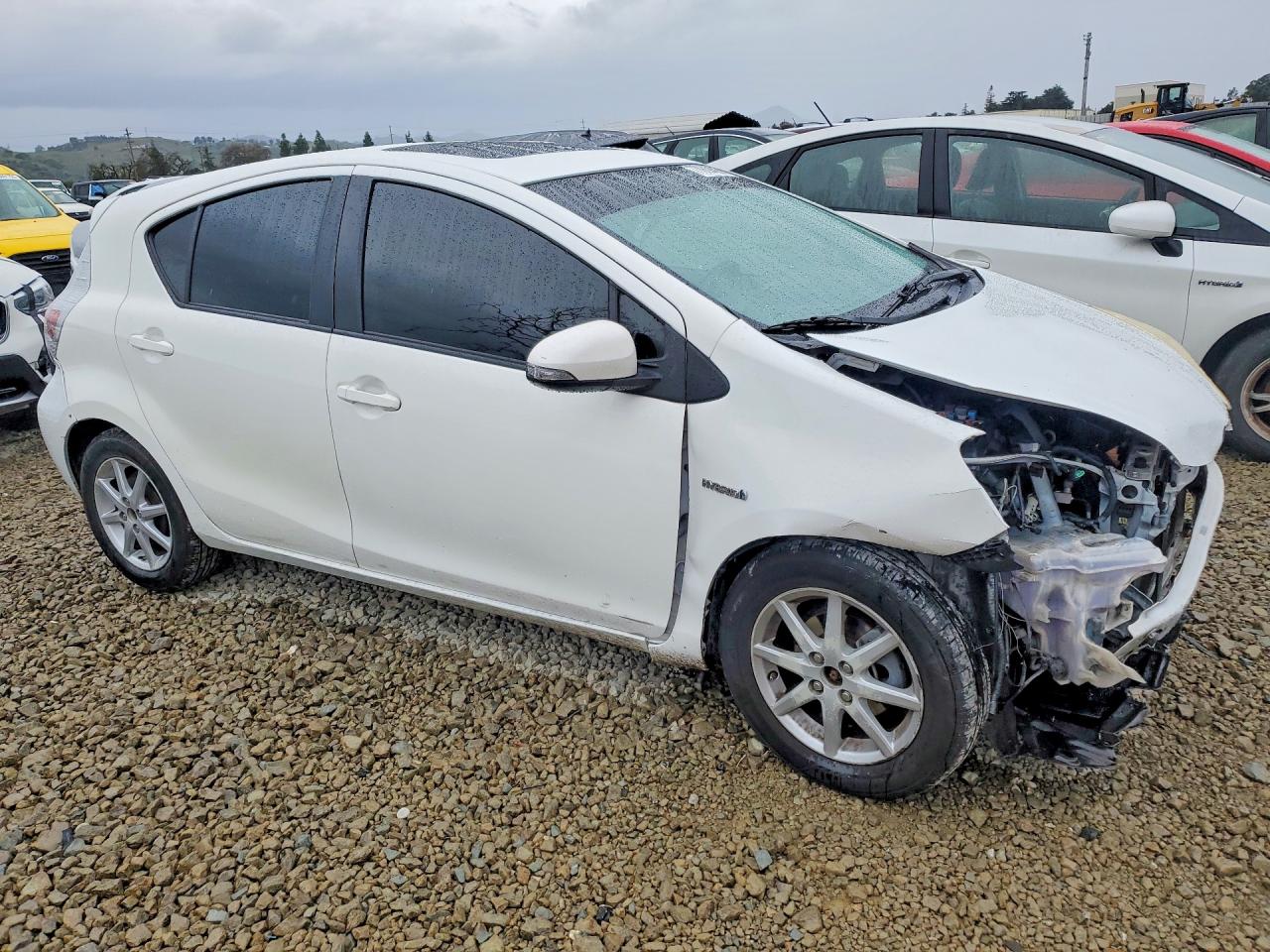 2012 Toyota Prius VIN JTDKDTB38C1026348 photo 4
