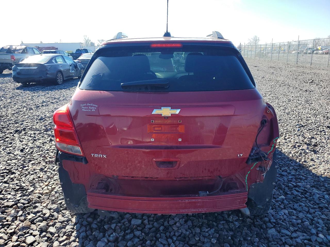 2018 Chevrolet Trax VIN 3GNCJLSB6JL177285 photo 6