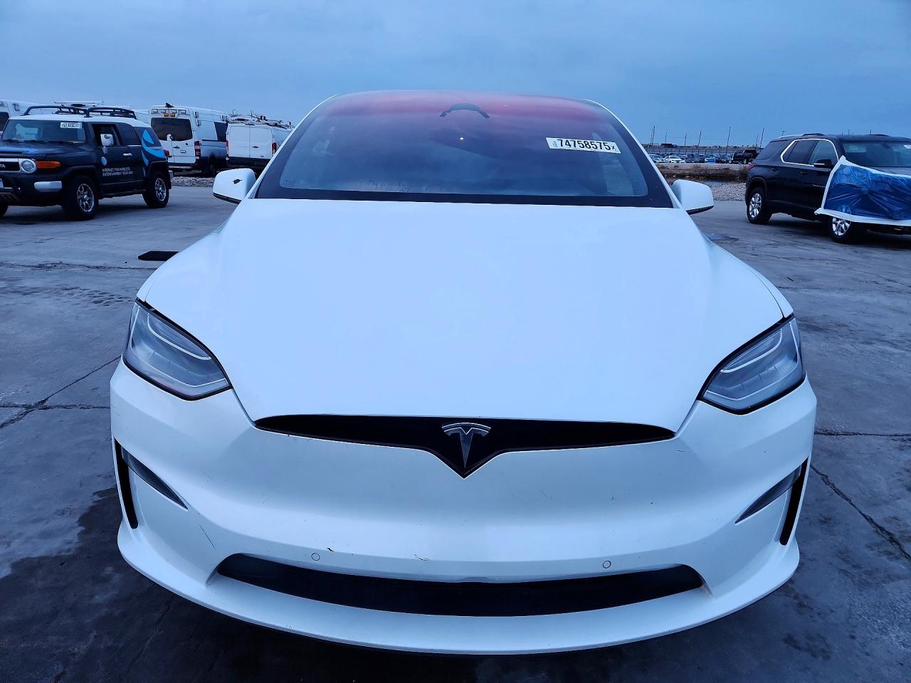 2022 TESLA Model x VIN 7SAXCAE50NF344620 photo 5