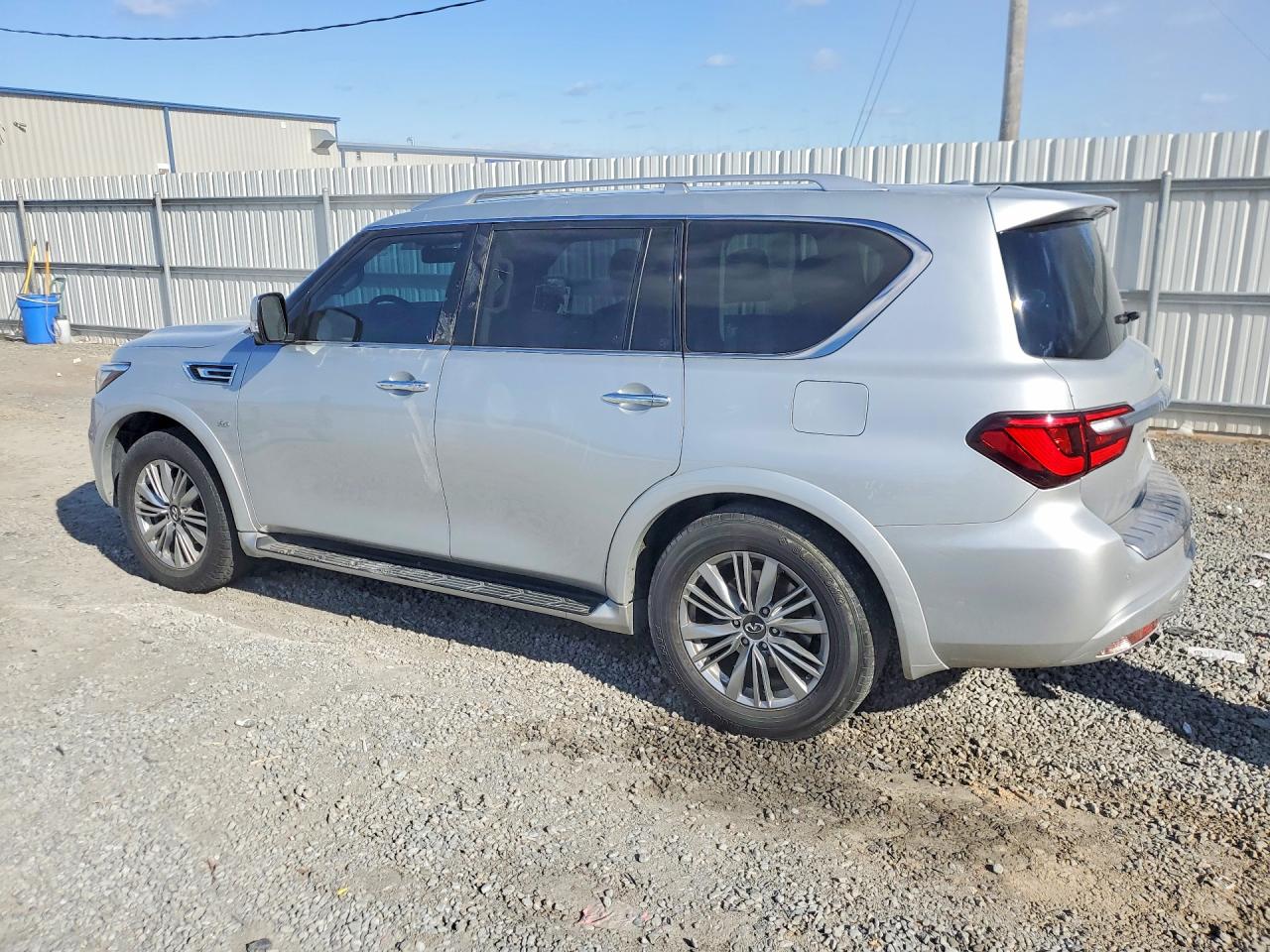 2020 INFINITI Qx80 VIN JN8AZ2NF6L9703304 photo 2