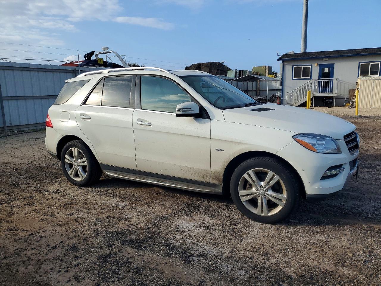2012 Mercedes-Benz M-class VIN 4JGDA5HB1CA022391 photo 4