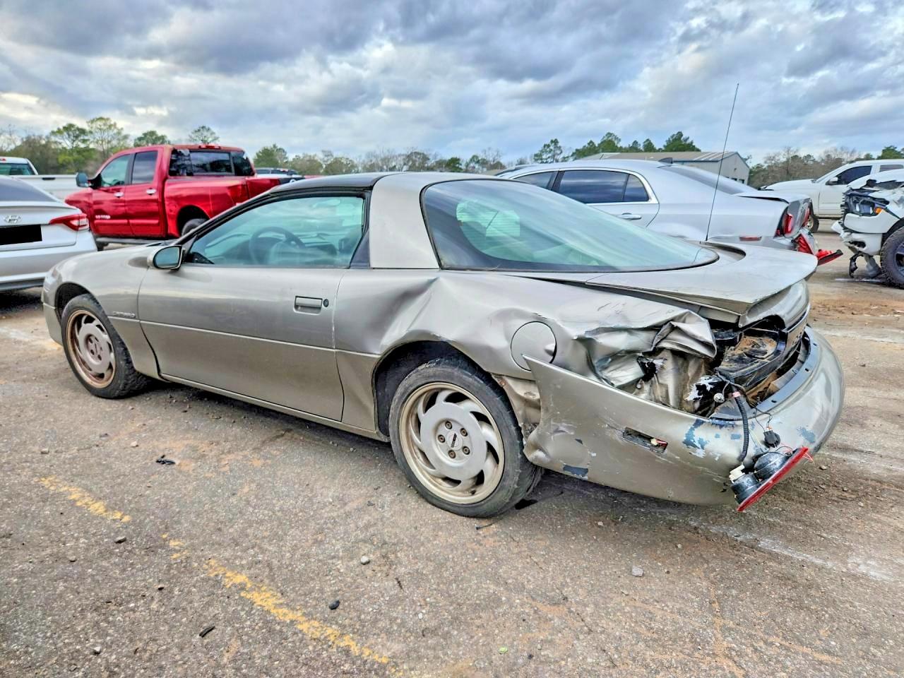 2002 CHEV Camaro VIN 2G1FP22K022160423 photo 2